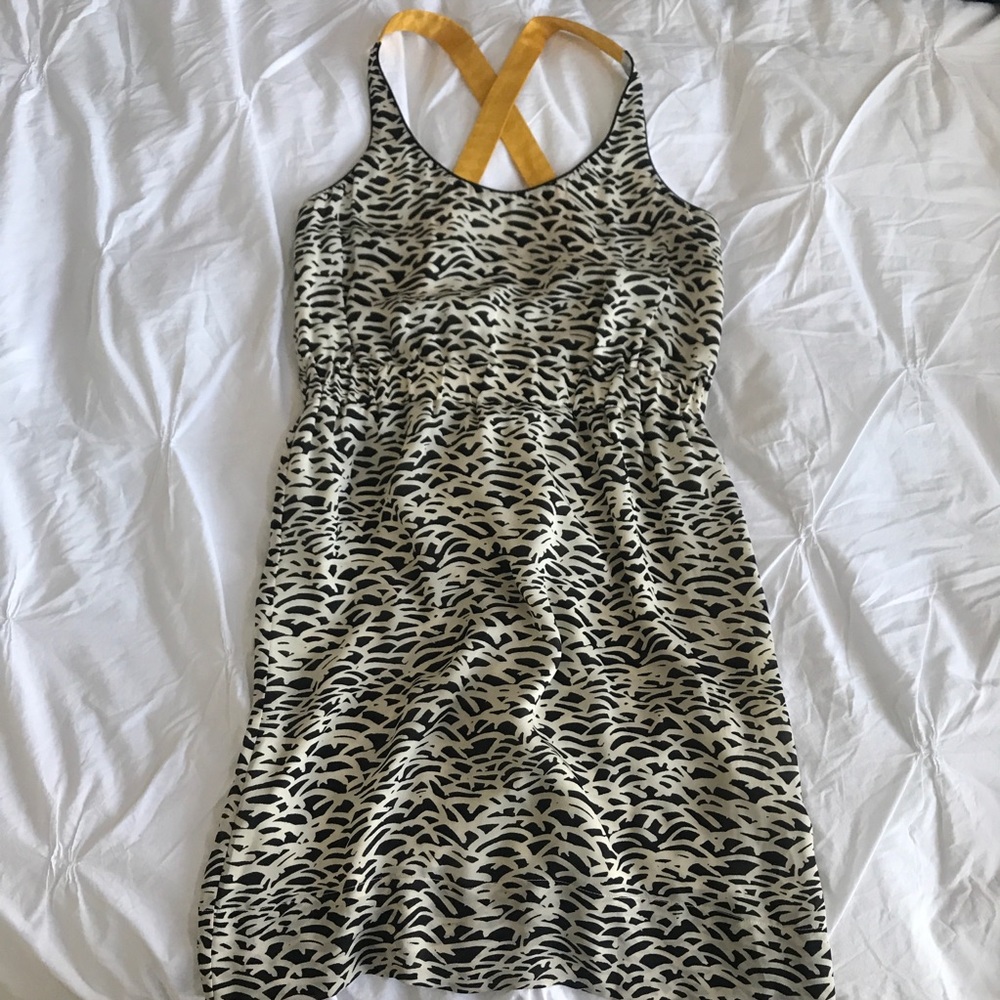 100% Silk Black & Cream dress - Size 12